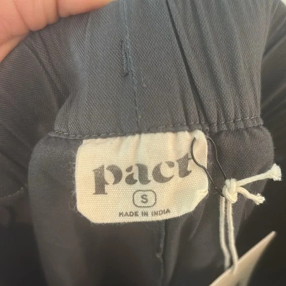 Pact Brand Gray Skirt Size Small - Picture 6 of 7